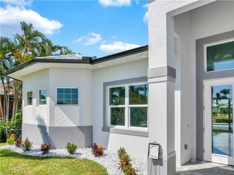 2563 SW 27th Ave, Cape Coral FL - photo 8 of 50