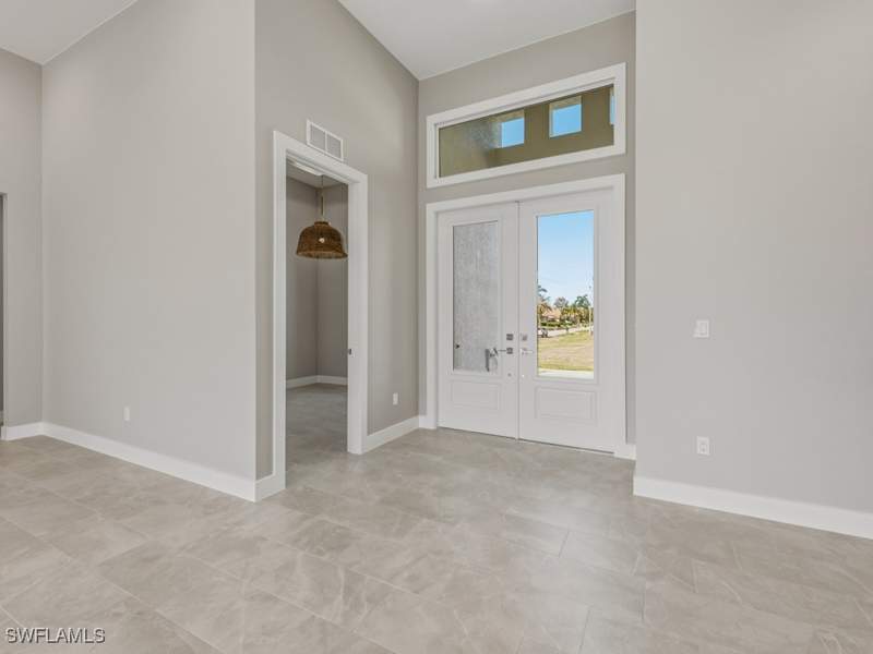 5 bedroom SingleFamilyResidence at 1213 Whiteheart Ave, Marco Island, Marco Island — photo 4