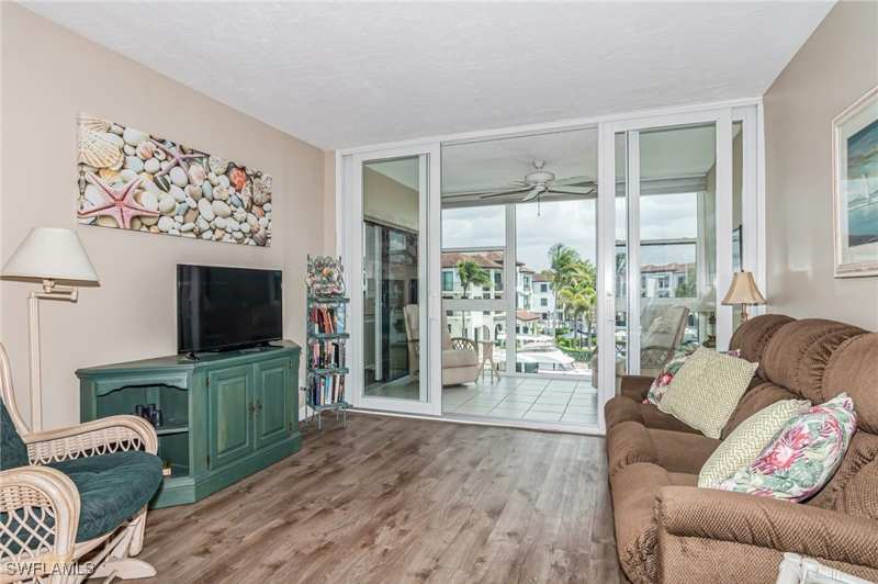 2 bedroom Condominium at 805 River Point Dr 202C, Beaumer, Naples — photo 1
