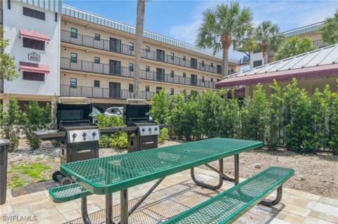 805 River Point Dr 202C, Naples FL - photo 15 of 16