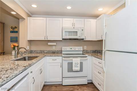 805 River Point Dr 202C, Naples FL - photo 6 of 16