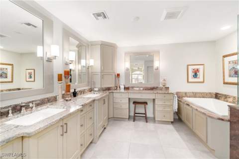 559 Audubon Blvd 201, Naples FL - photo 13 of 44