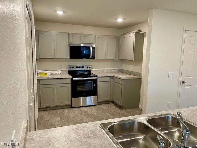 3 bedroom SingleFamilyResidence at 206 NW 13th Ter, Cape Coral, Cape Coral — photo 5