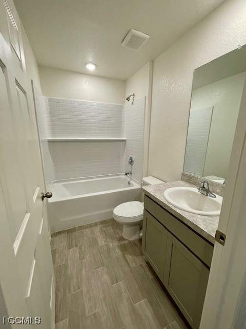 206 NW 13th Ter, Cape Coral FL - photo 8 of 18