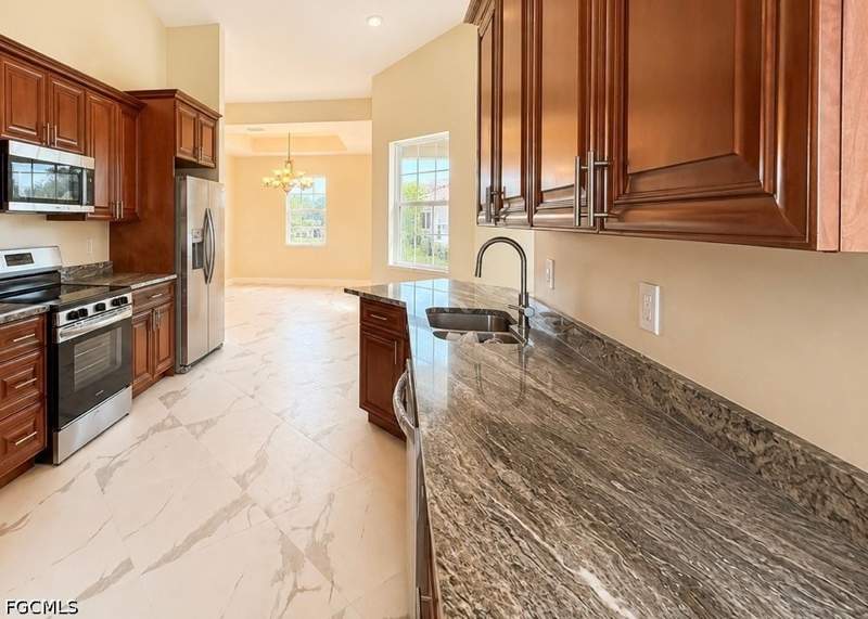 5 bedroom SingleFamilyResidence at 3707 13th St W, Lehigh Acres, Lehigh Acres — photo 5