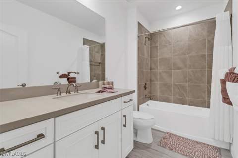 6953 Avalon Cir 1801, Naples FL - photo 21 of 26