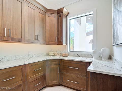 14201 Bay Dr, Fort Myers FL - photo 15 of 50