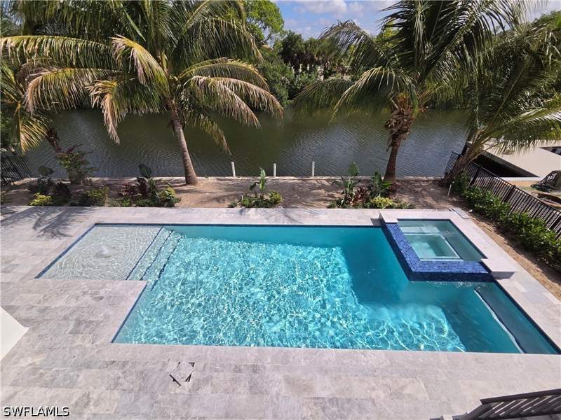 4 bedroom SingleFamilyResidence at 231 1st St, Little Hickory Shores, Bonita Springs — photo 5