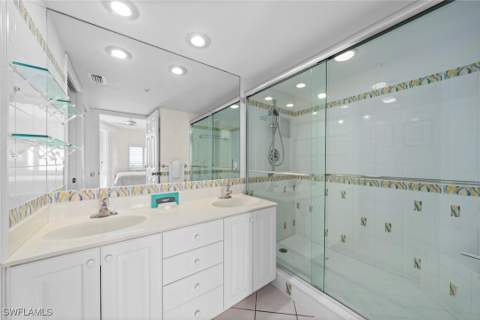 255 Periwinkle Way 5B, Sanibel FL - photo 24 of 42