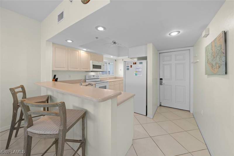 2 bedroom Condominium at 255 Periwinkle Way 5B, Shell Island Beach Club Condo, Sanibel — photo 5