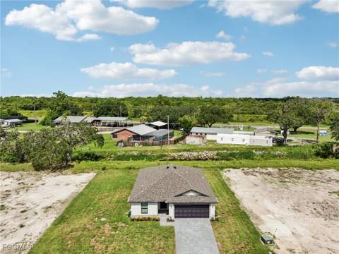 824 Gen D Macarthur Ave, Labelle FL - photo 16 of 22