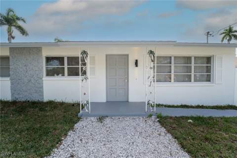 60 Cardinal Dr, North Fort Myers FL - photo 6 of 50