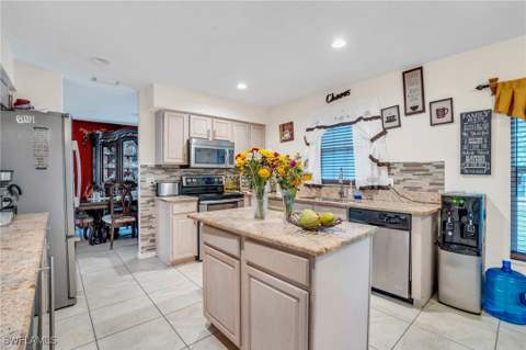16525 Wellington Lakes Cir, Fort Myers FL - photo 14 of 42
