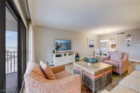2117 Gulf Beach Villas, Captiva FL - photo 7 of 24