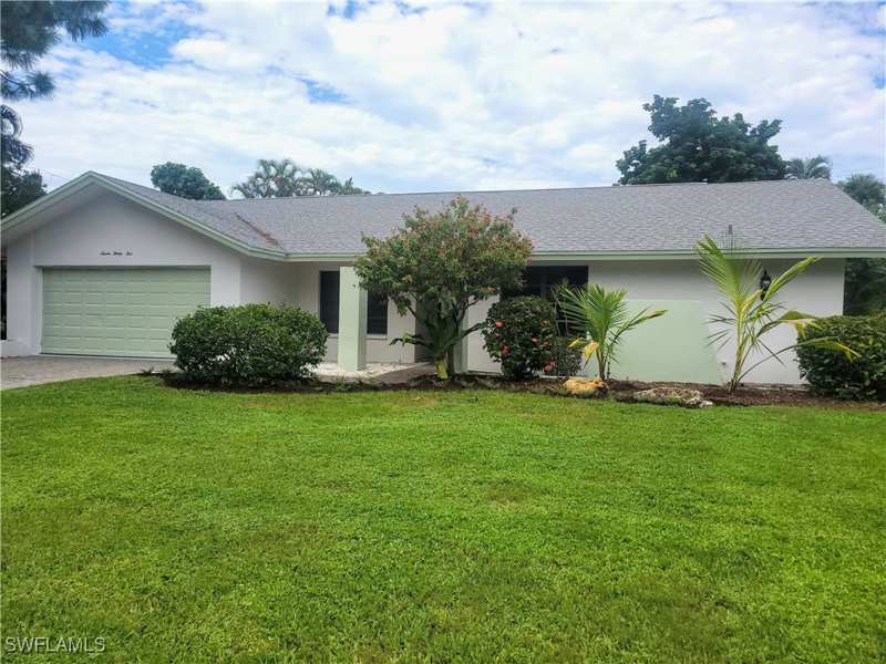 3 bedroom SingleFamilyResidence at 735 High Pines Dr, Park Place, Naples — photo 1
