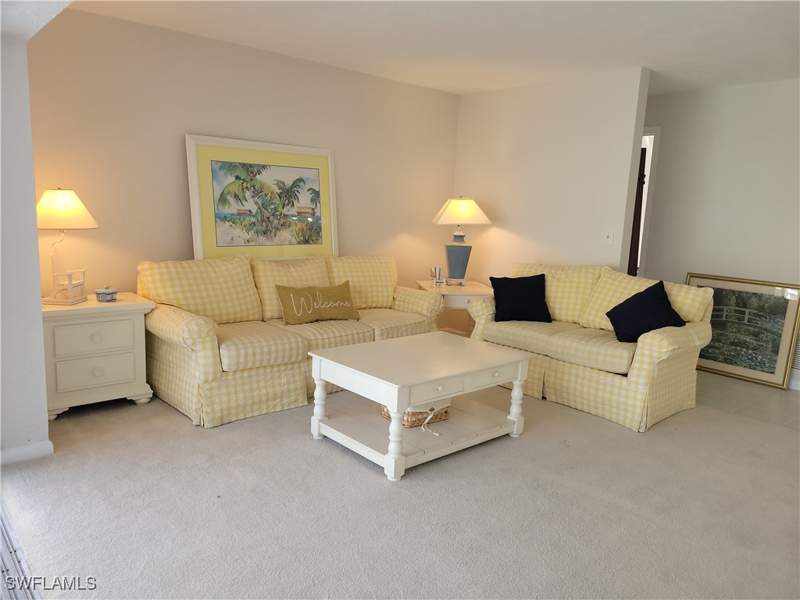 3 bedroom SingleFamilyResidence at 735 High Pines Dr, Park Place, Naples — photo 4