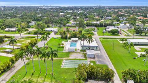 99 Oak Ln, Fort Myers FL - photo 7 of 8