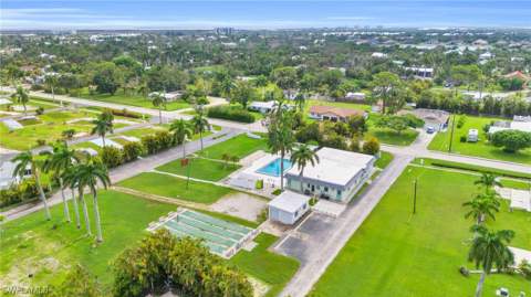 99 Oak Ln, Fort Myers FL - photo 8 of 8