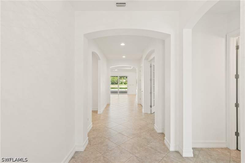3 bedroom SingleFamilyResidence at 14731 Nautilus Pl, Savannah Lakes, Naples — photo 2