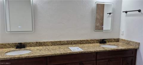 315 Cleveland Ave, Lehigh Acres FL - photo 13 of 46