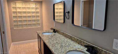 315 Cleveland Ave, Lehigh Acres FL - photo 21 of 46