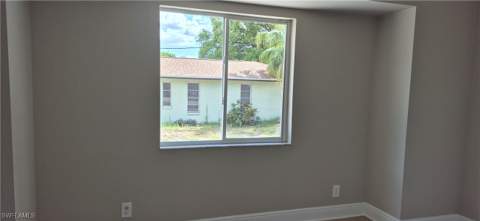 315 Cleveland Ave, Lehigh Acres FL - photo 22 of 46