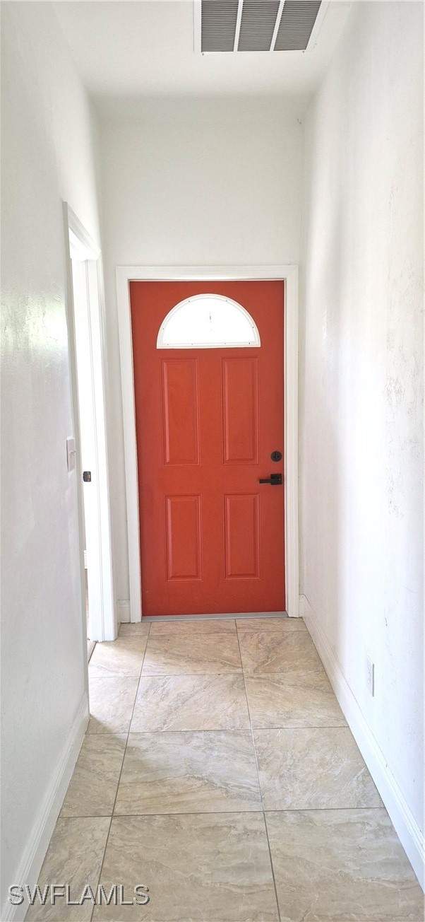 3 bedroom SingleFamilyResidence at 315 Cleveland Ave, Lehigh Acres, Lehigh Acres — photo 3