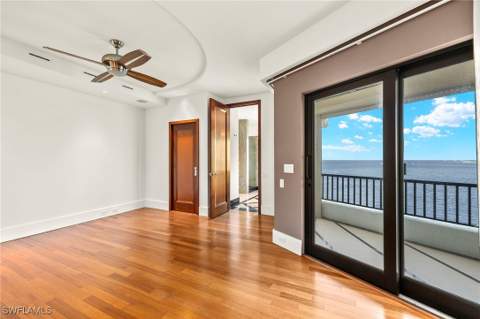 625 La Peninsula Blvd 625, Naples FL - photo 18 of 35