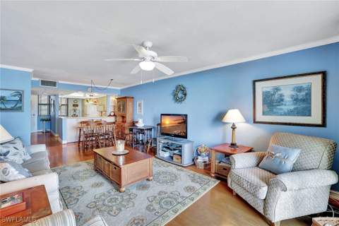 320 Seaview Ct 2-305, Marco Island FL - photo 8 of 40