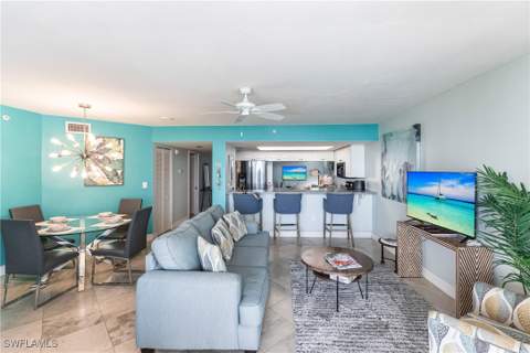 40 Seagate Dr 202A, Naples FL - photo 14 of 49