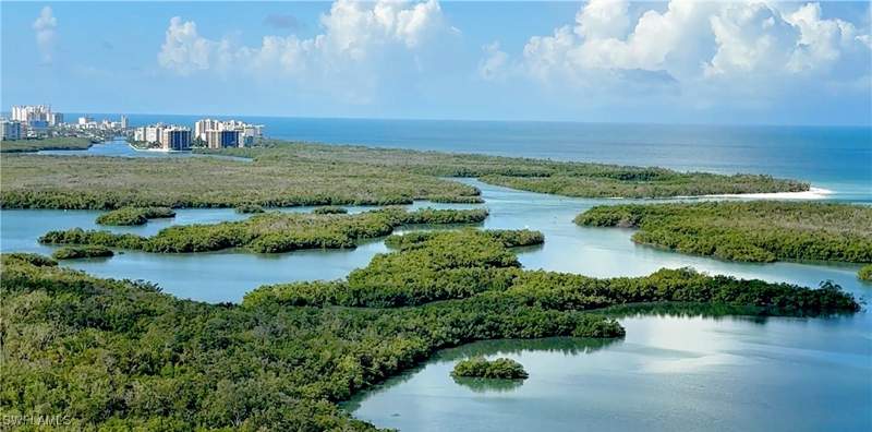 4 bedroom Condominium at 13955 Old Coast Rd Ph05, Kalea Bay Tower 500, Naples — photo 2