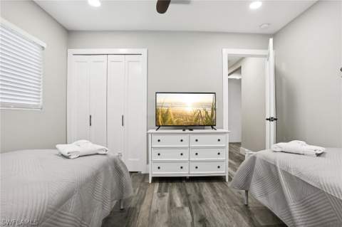 267 Flamingo St, Fort Myers Beach FL - photo 15 of 50