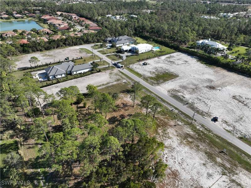 4 bedroom SingleFamilyResidence at 3037 Ravenna Ave, Silver Oak Naples, Naples — photo 4