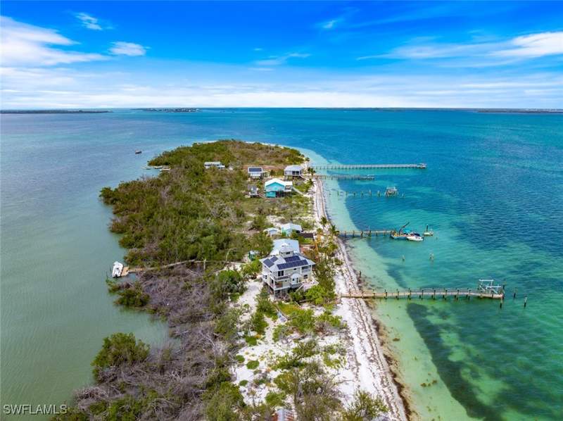3 bedroom SingleFamilyResidence at 11240 Pejuan Shores, Cayo Costa, Cayo Costa — photo 5