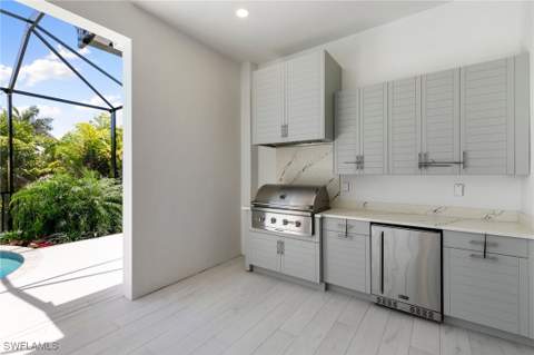 375 Periwinkle Ct, Marco Island FL - photo 19 of 46