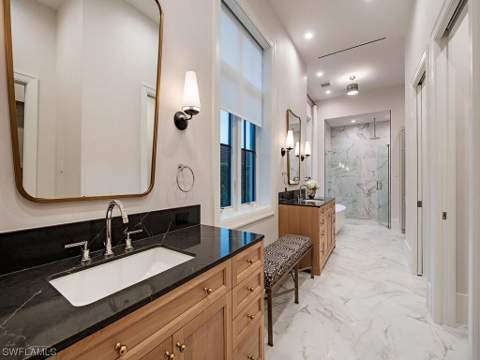 626 S Golf Dr, Naples FL - photo 14 of 32