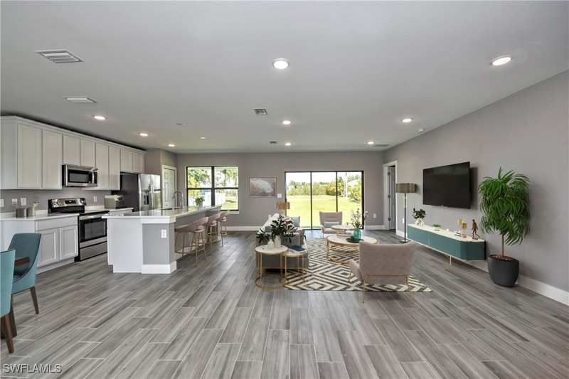 3 bedroom SingleFamilyResidence at 4116 NW 22nd Ter, Cape Coral, Cape Coral — photo 1