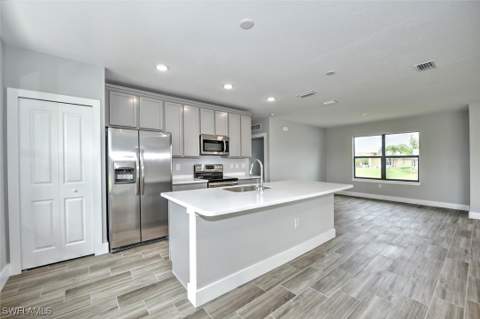 4116 NW 22nd Ter, Cape Coral FL - photo 12 of 28