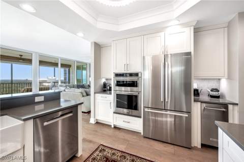 455 Cove Tower Dr 903, Naples FL - photo 12 of 37