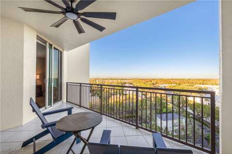 455 Cove Tower Dr 903, Naples FL - photo 23 of 37