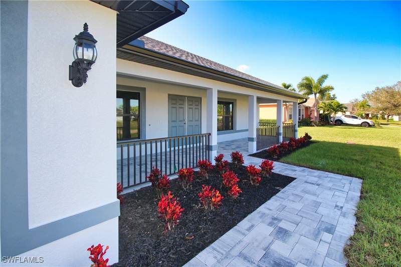 3 bedroom SingleFamilyResidence at 2314 SW 18th St, Cape Coral, Cape Coral — photo 2
