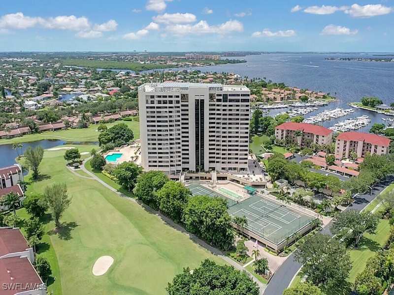 2 bedroom Condominium at 5260 S Landings Dr 805, Ariel, Fort Myers — photo 1