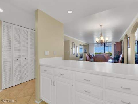 5260 S Landings Dr 805, Fort Myers FL - photo 11 of 36
