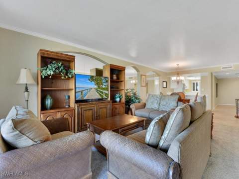 5260 S Landings Dr 805, Fort Myers FL - photo 13 of 36