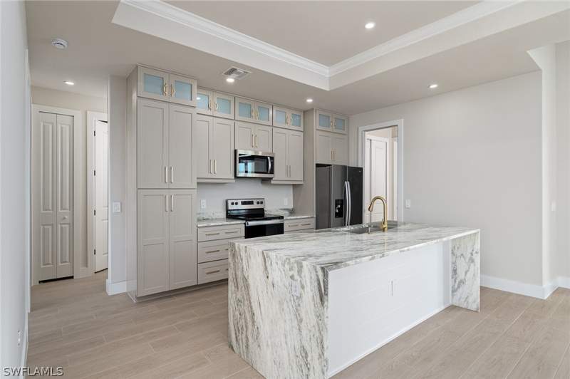 3 bedroom SingleFamilyResidence at 6035 Tabor Ave, Buckingham, Fort Myers — photo 4