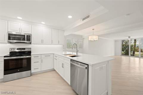 200 Periwinkle Way 111, Sanibel FL - photo 9 of 48