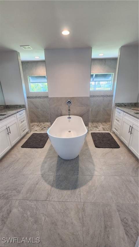702 NW 30th Pl, Cape Coral FL - photo 16 of 30