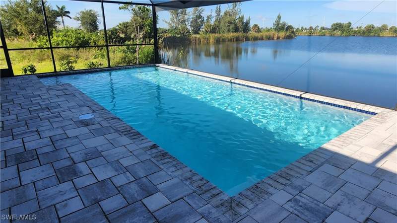 5 bedroom SingleFamilyResidence at 702 NW 30th Pl, Cape Coral, Cape Coral — photo 4
