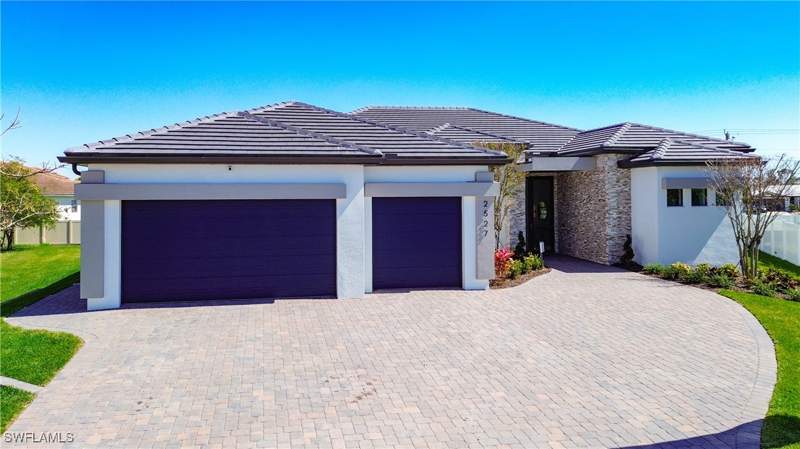4 bedroom SingleFamilyResidence at 4217 NW 20th St, Cape Coral, Cape Coral — photo 2
