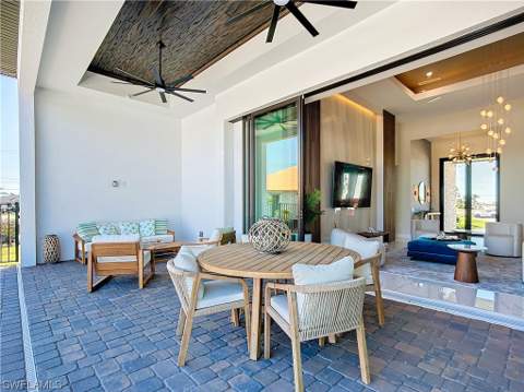 2527 Gleason Pkwy, Cape Coral FL - photo 10 of 49